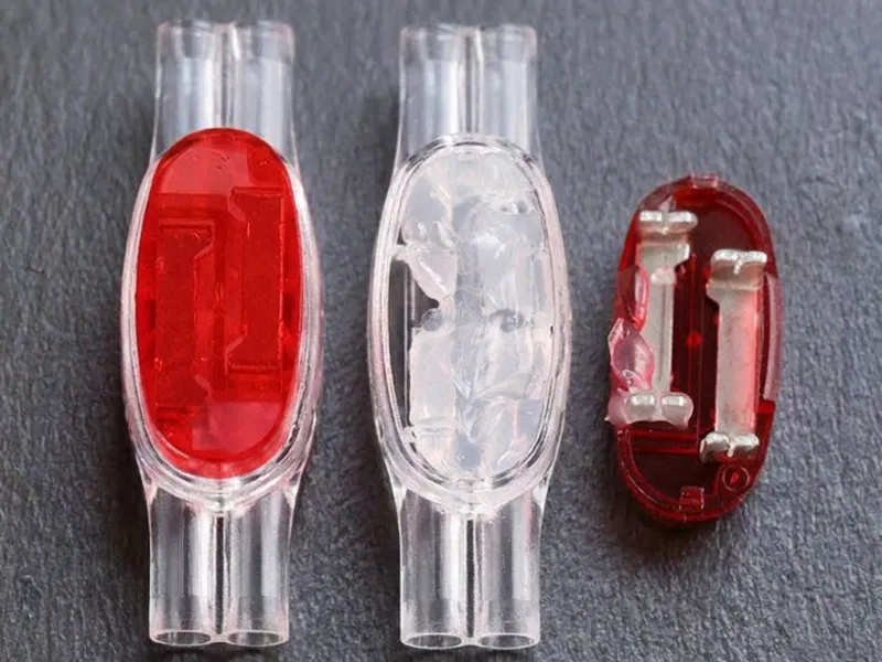 U1R telecom drop wire connector with open cap and internal contact elements